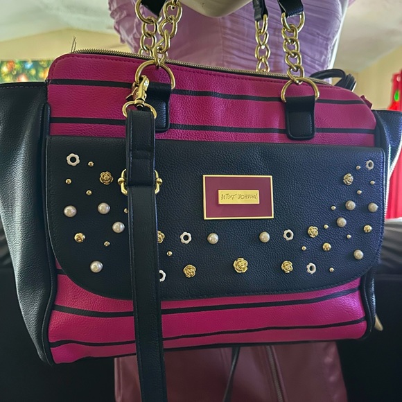 Betsey Johnson purse with matching wristlet - Picture 1 of 15